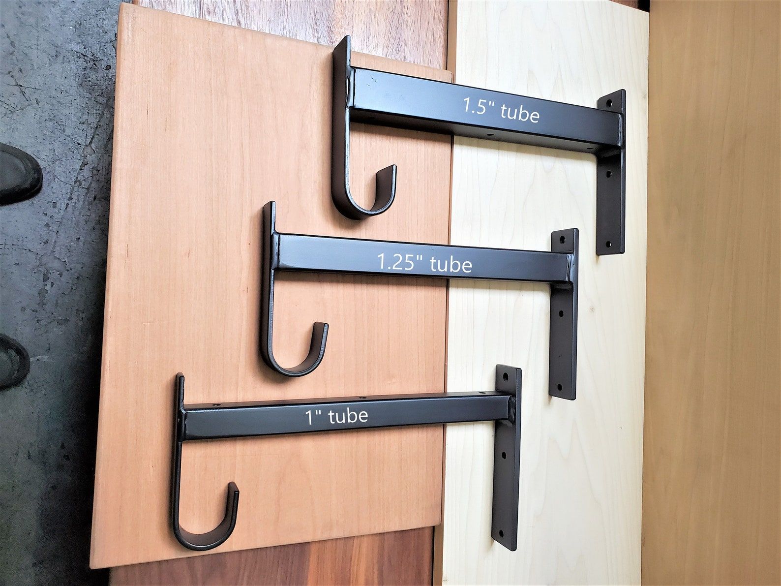 Hand Made Industrial Heavy Duty Shelf Bracket With Hook For Rod 1.5 by