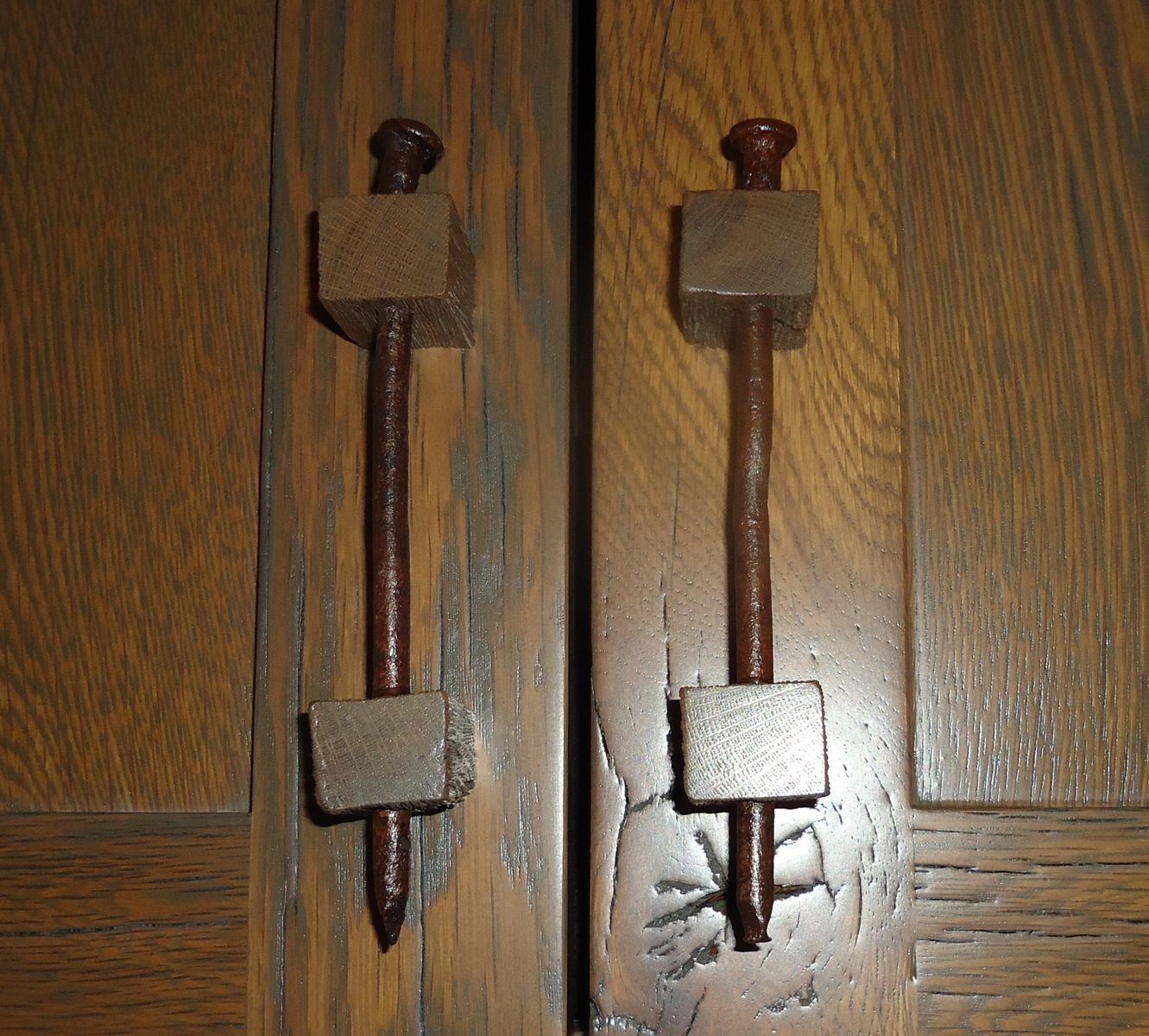 Hand Crafted Rustic Reclaimed Barnwood Entry / Coat Rack by