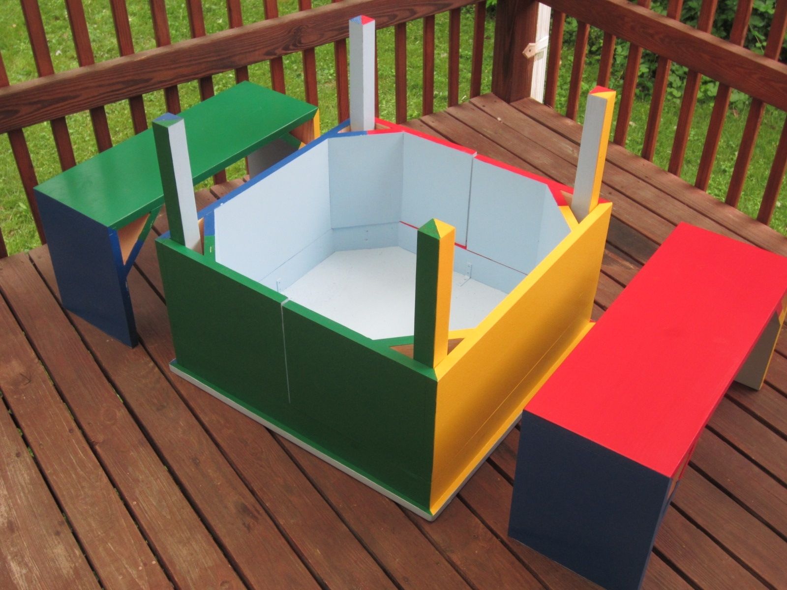 toy box and table