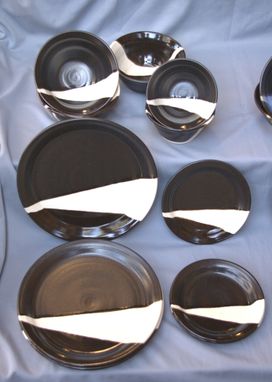 Custom Made Ray Pattern Dinnerware