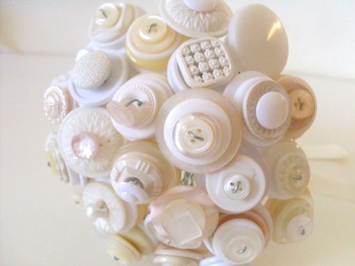 Custom Made Vintage Cream And White Buttons Bridal Bouquet