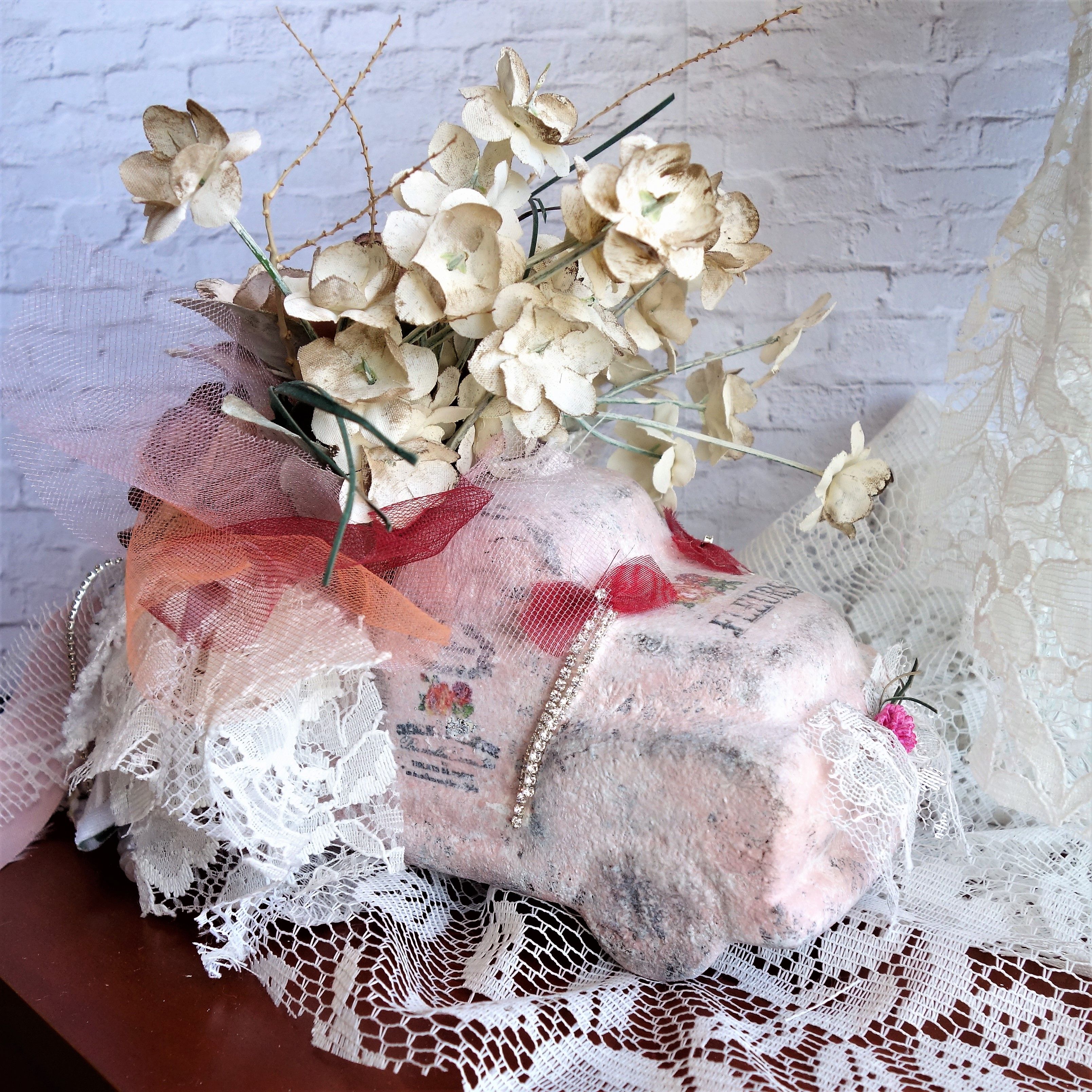 Custom Made Shabby Chic Flower Truck Floral Arrangement Romantic