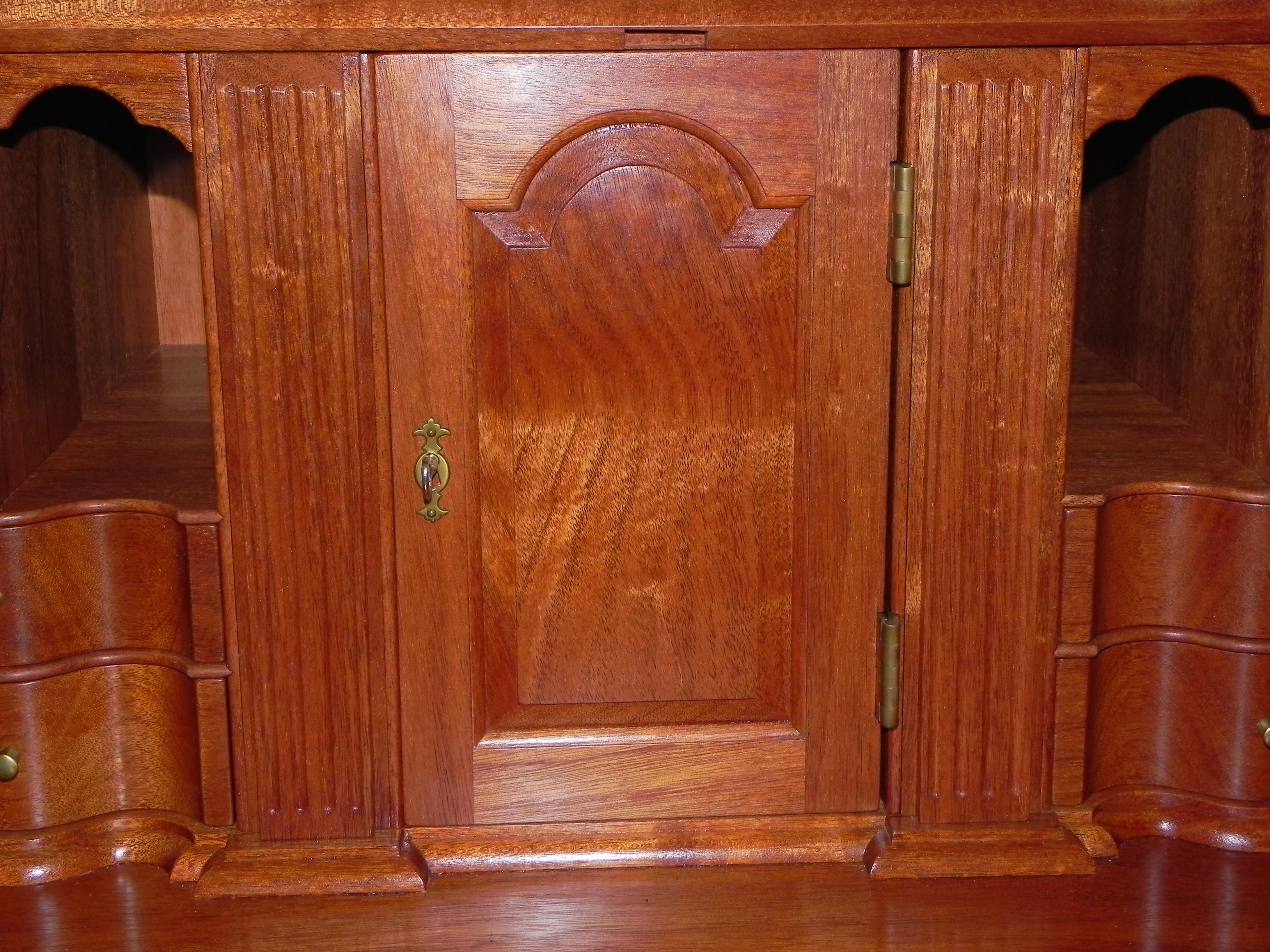 Hand Made Penn. Desk, Solid Mahogany, 4 Drawers, Hand Cut Dovetails by