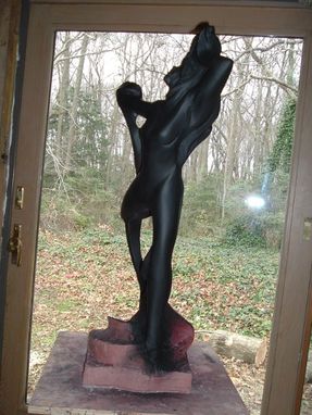 Custom Made Statue/Modern Dancer