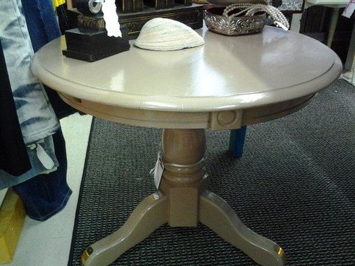 Custom Made At The Robin's Nest In Warner Robins Ga Little Round Maple Wood Table