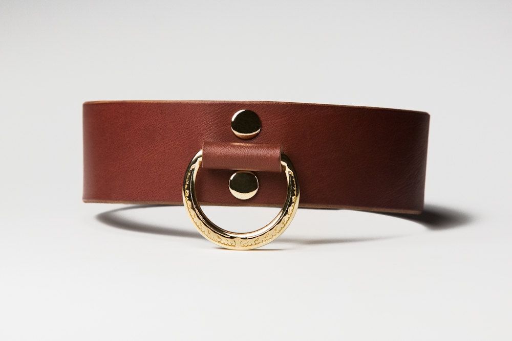 Custom Made Leather Bondage Collar Chestnut Brown Latigo Custom Made Leather Bondage Collar Chestnut Brown Latigo