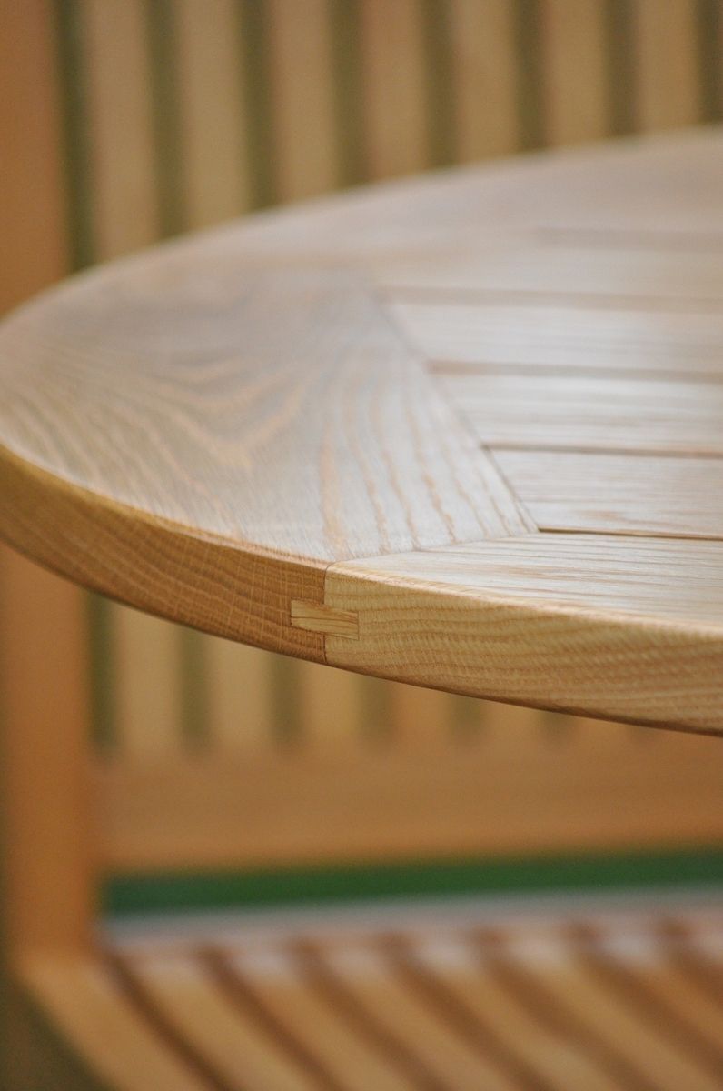 Custom White Oak Patio Furniture by Glessboards