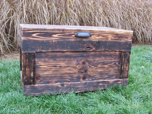 Custom Made Wood Chest Made From Reclaimed Wood Pallets - Hope Chest - Toy Chest