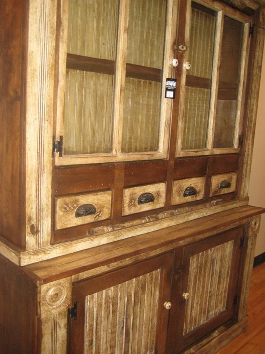 Custom Made Beautiful Handmade Hutches by Sac River Primitives