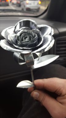 Custom Made Galvanized Sheet Metal Rose
