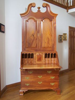 Custom Made 18th-Century Philadelphia, Pennsylvania Secretary Desk