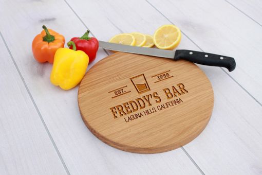 Custom Made Personalized Cutting Board, Engraved Cutting Board, Wedding Gift – Cbr-Wo-Freddy's Bar Classic