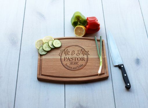 Custom Made Personalized Cutting Board, Engraved Cutting Board, Custom Wedding Gift – Cba-Wo-Pastor