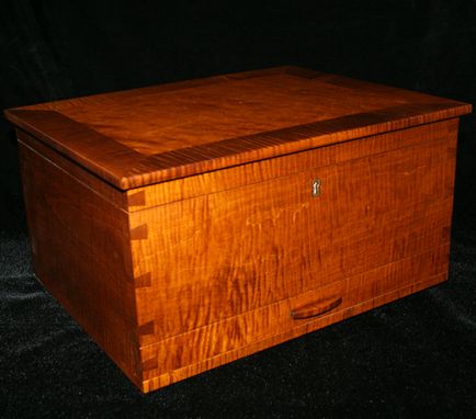 Custom Made Dovetailed Jewelry Boxes In Tiger Maple, Cherry, Walnut, Oak