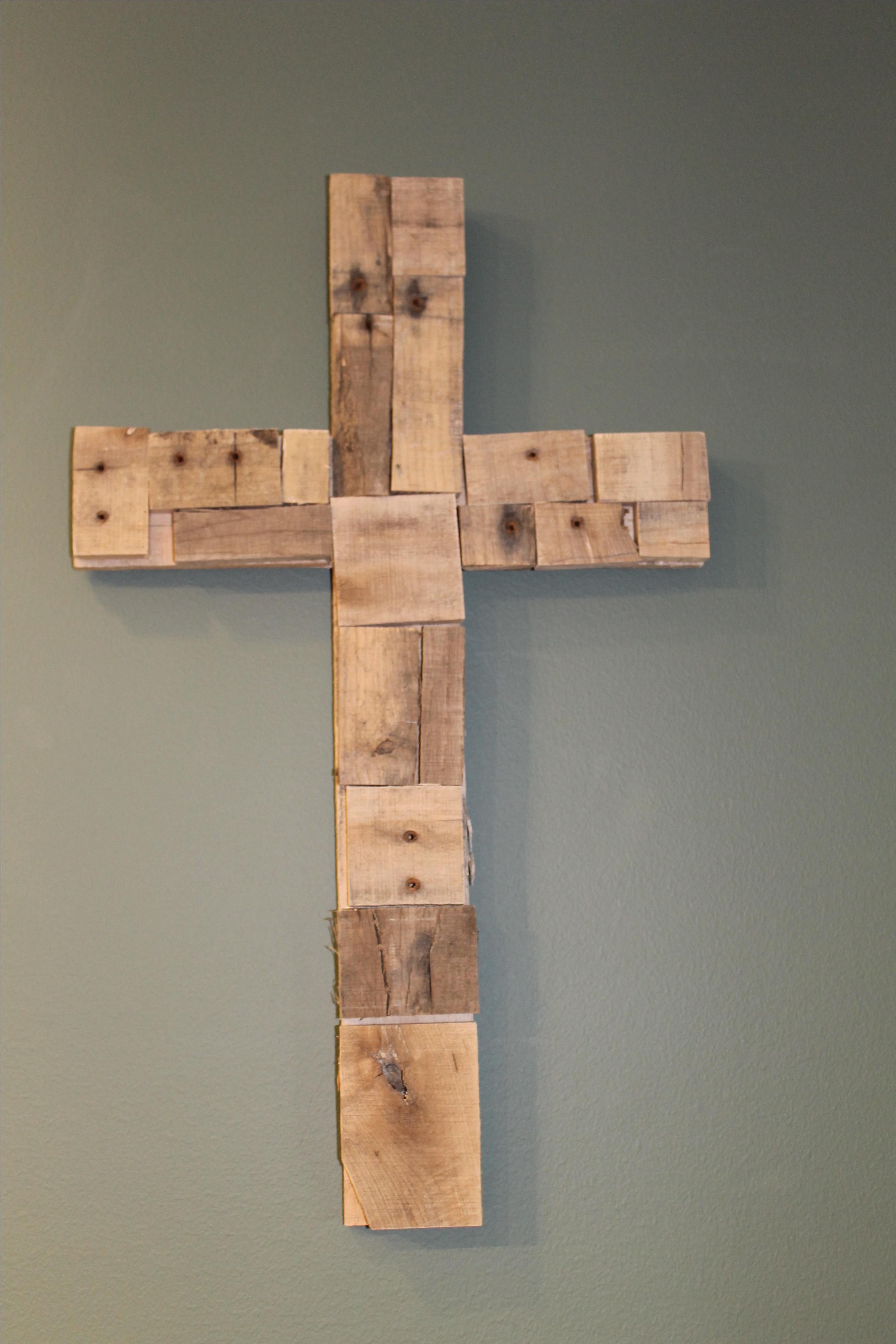 Buy Handmade Pallet Wood Cross Made To Order From I Mobili Inc