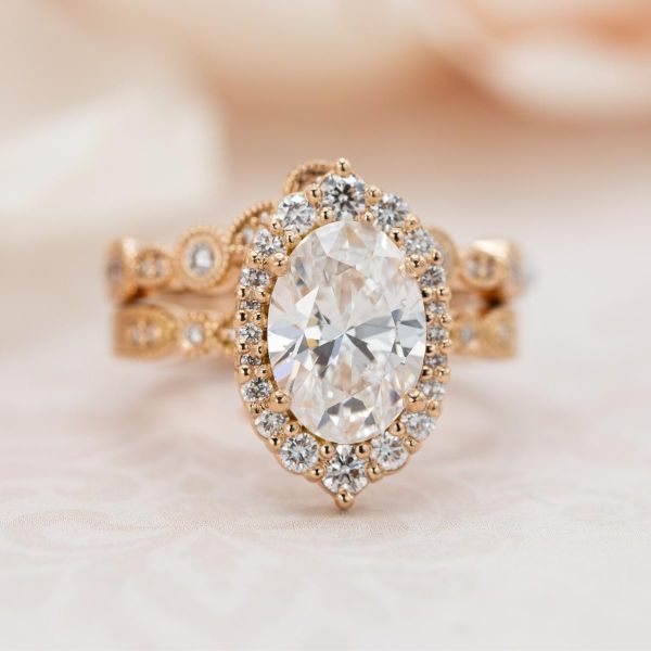 The lab diamond at the center of this engagement ring weighs in at a whopping 2.74 carats.