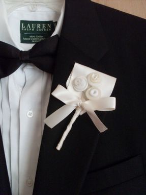 Custom Made White Buttons Wedding Boutonniere