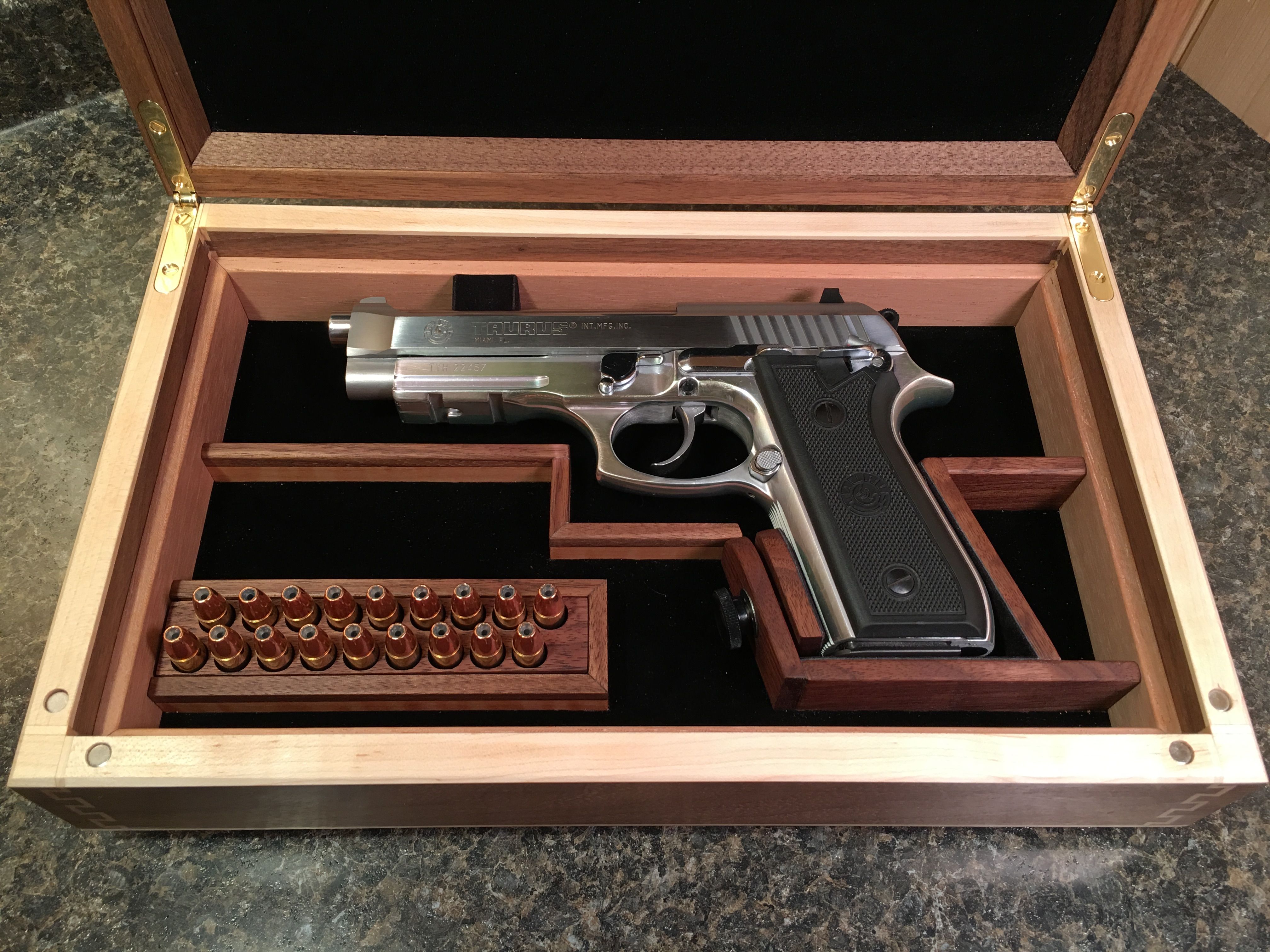 presentation gun case