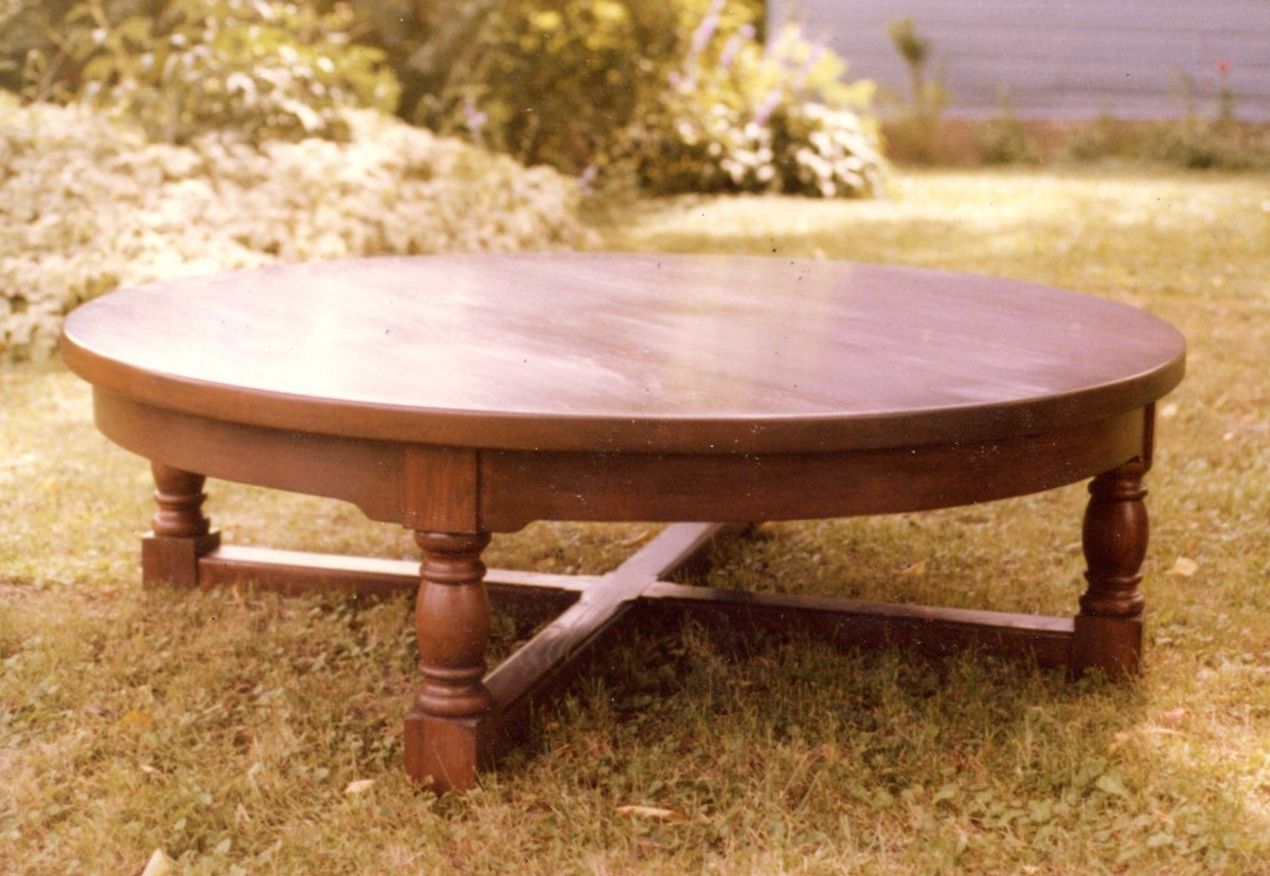 Handmade Oak Coffee Table by Jose Eguez Ebanista