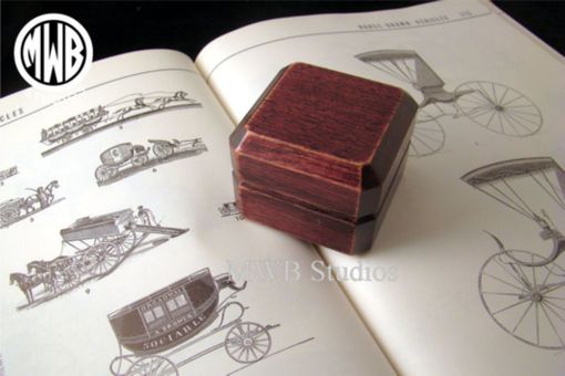 Custom Made Antique Style Engagement Ring Box With Free Engraving And Shipping. Rb-43