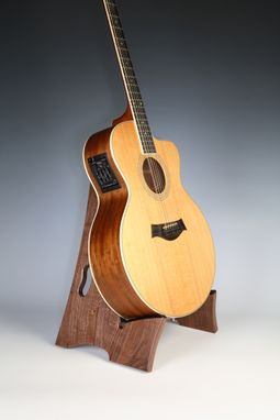 Custom Made Slay-Frame Wooden Guitar Stand by DS design 