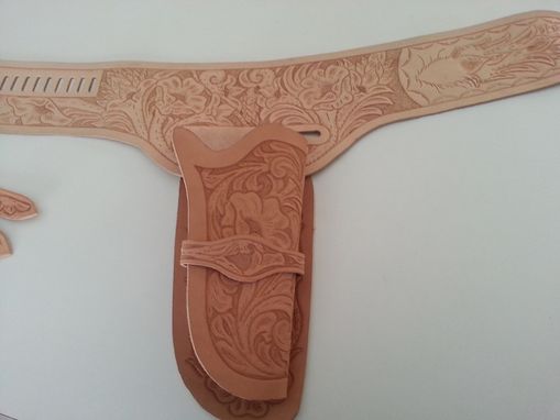 Custom Made Leather Gun Holster And Belt