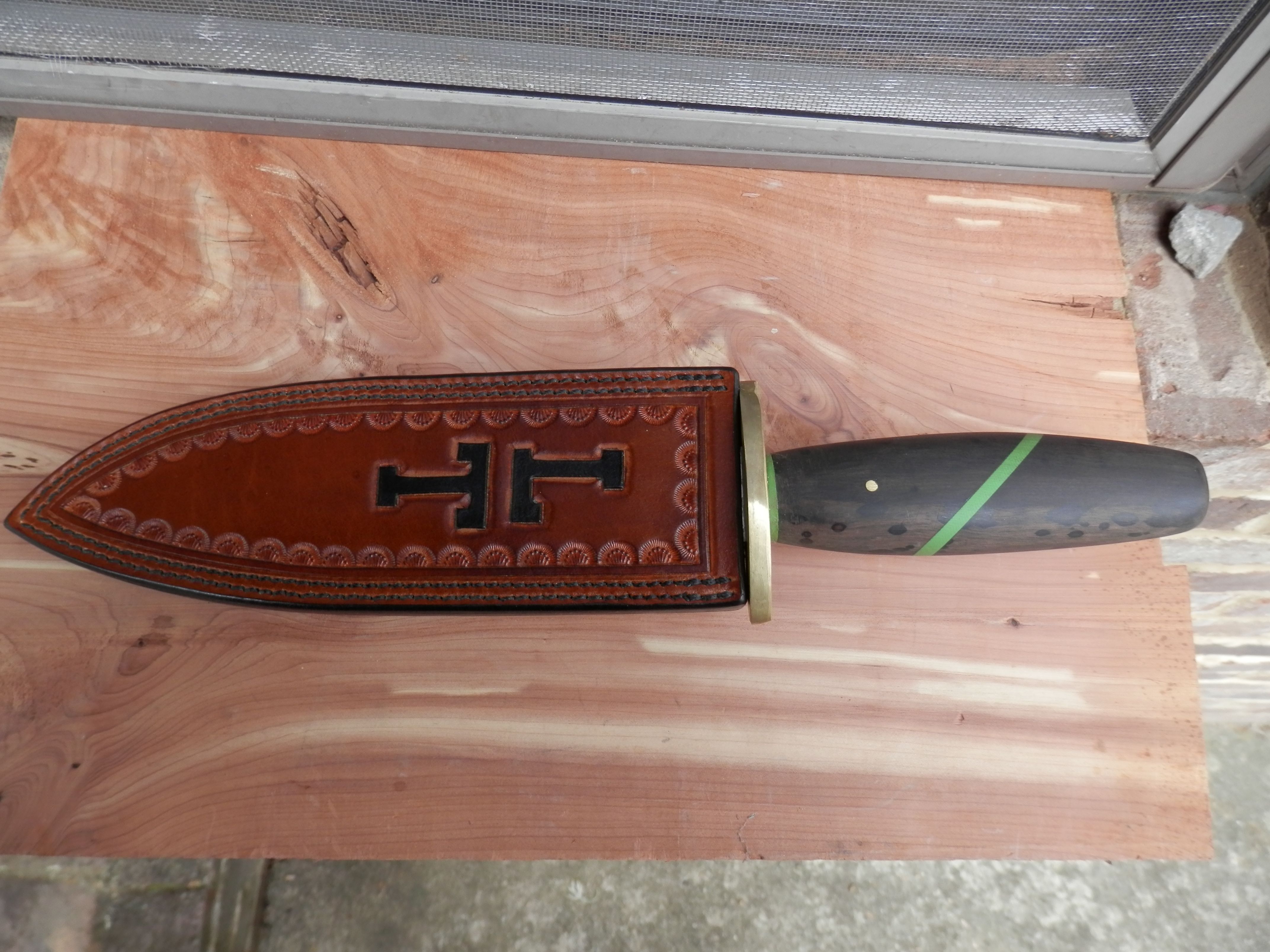 Hand Crafted Custom Handmade Knife Sheaths by Hubbard Leather