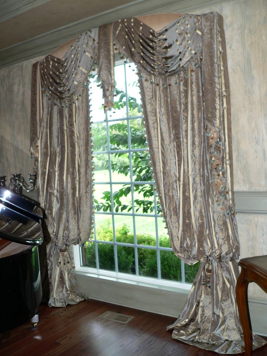 Hand Crafted Custom Swags & Jabots by Caty's Cribs