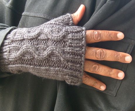 Custom Made Thick And Warm Cabled Fingerless Gloves For Men - In Charcoal Gray