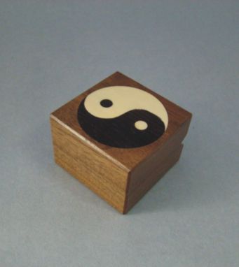 Custom Made Yin And Yang Inlaid Ring Box.  Rb-37