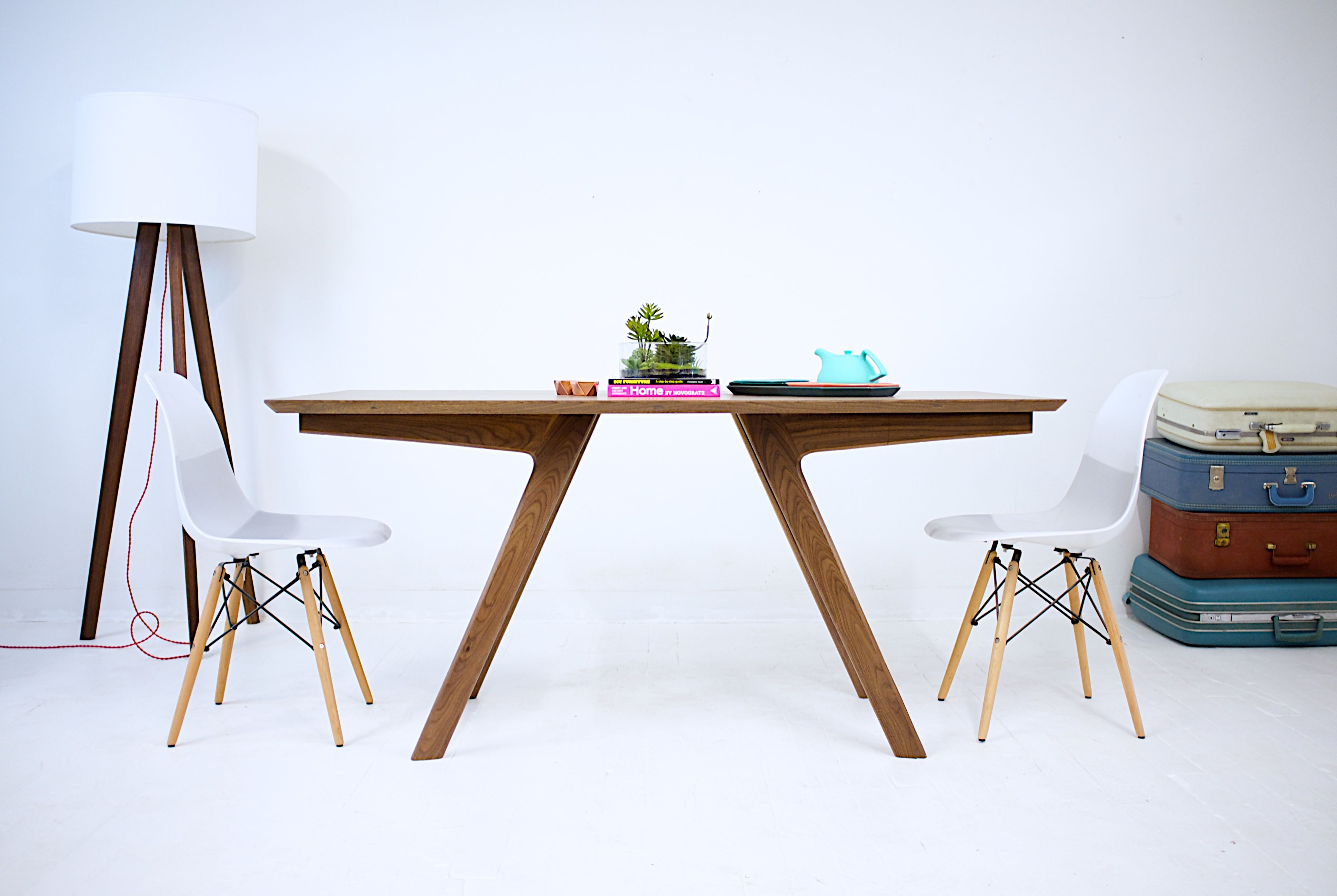 boomerang kitchen table