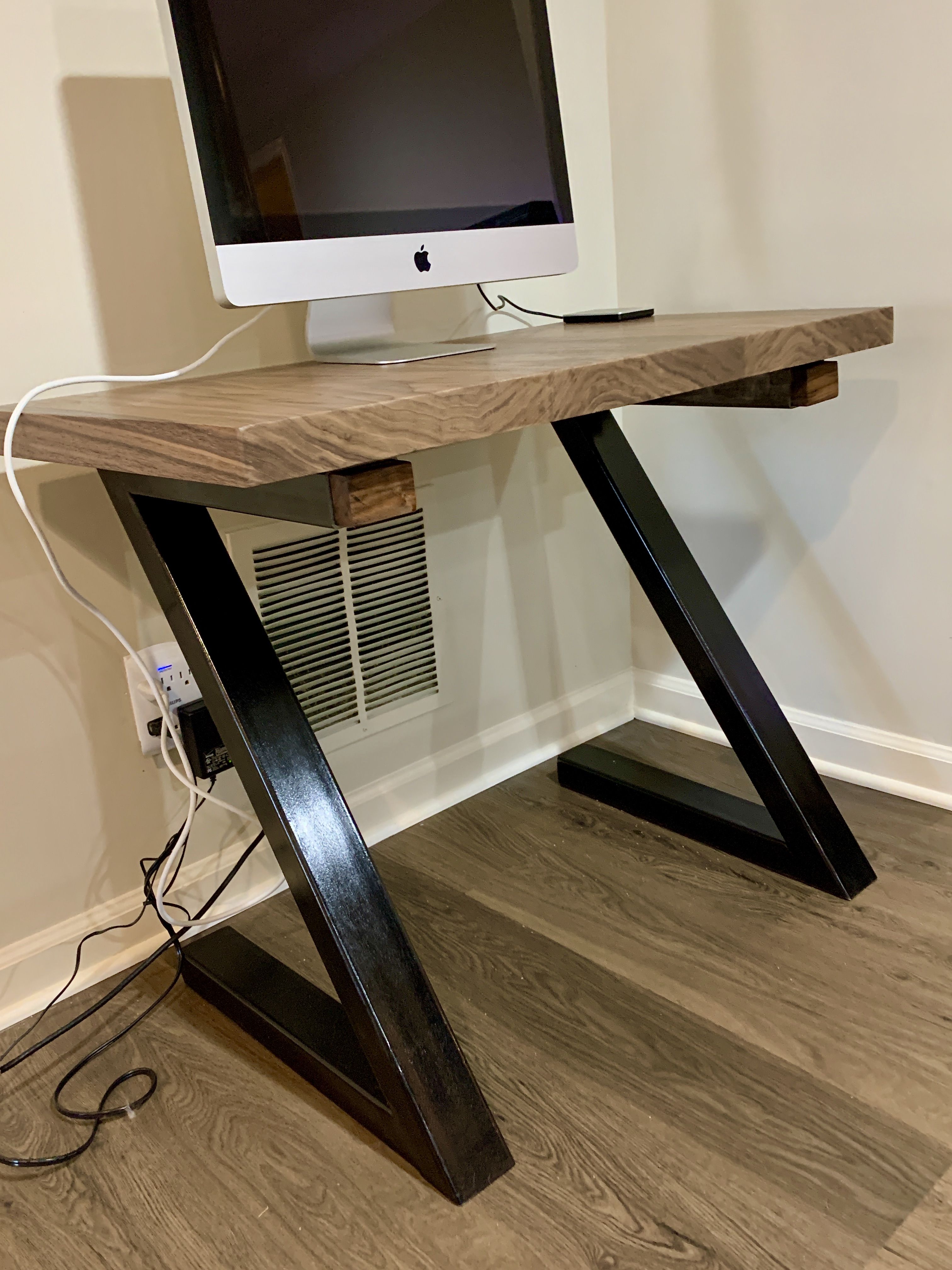 Handmade ZFrame Desk by PeppercornStudio