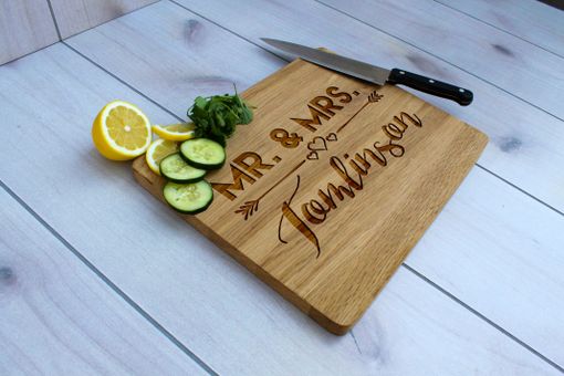Custom Made Personalized Cutting Board, Engraved Cutting Board, Custom Wedding Gift – Cb-Wo- Tomlinson