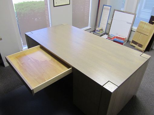 Custom Made Furnishings : Modern Oak Desk
