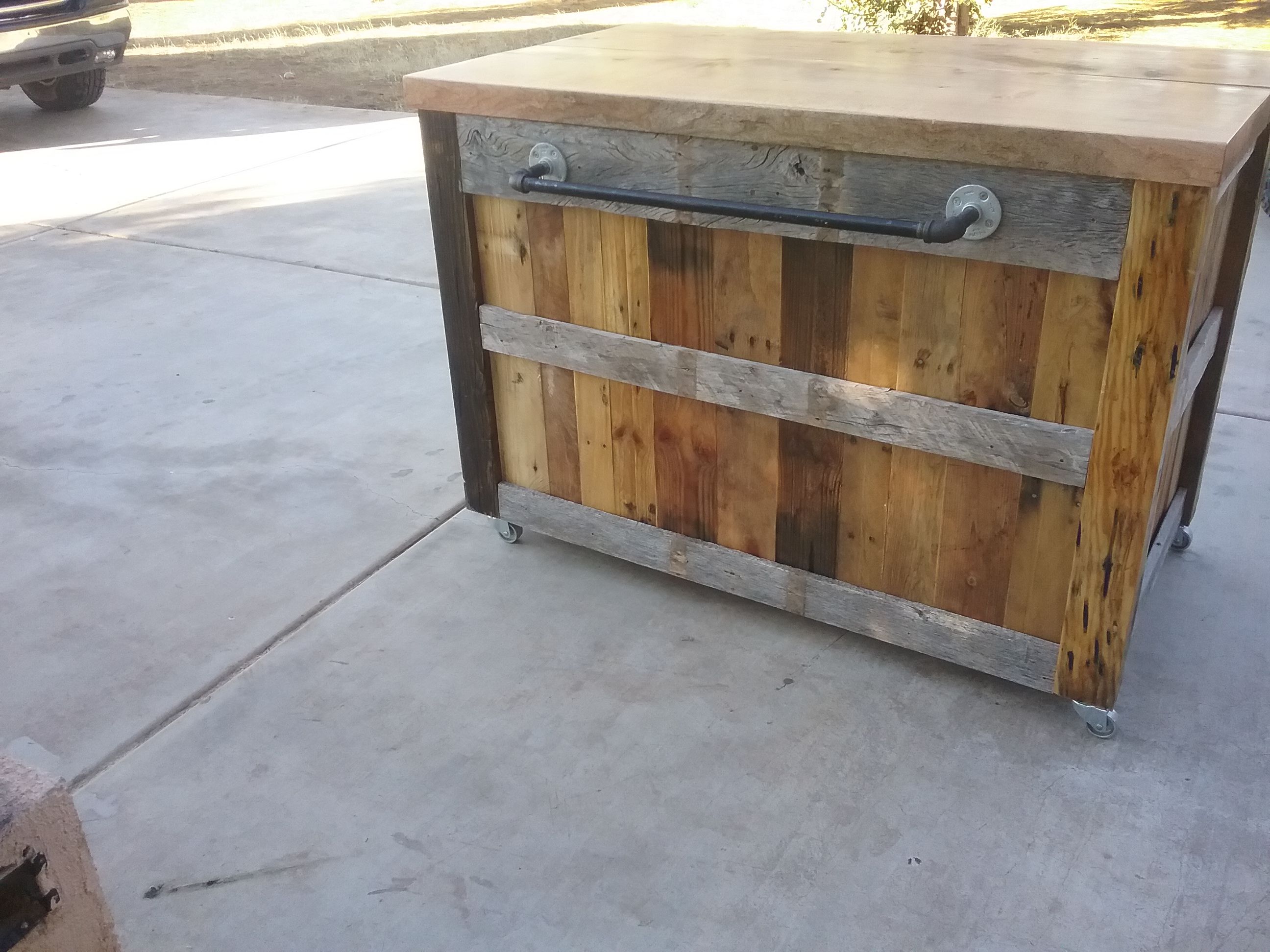Buy Custom Made Kitchen Island, made to order from Woodsy pallet works