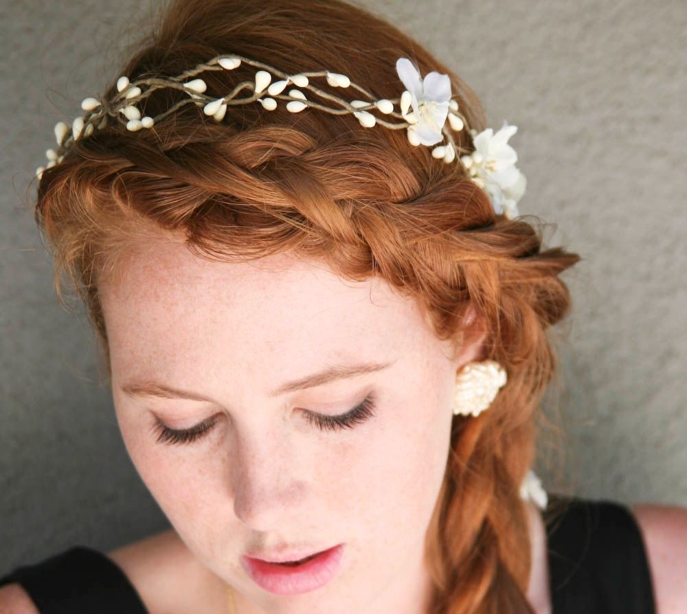 Image of wedding hairstyle with ribbon