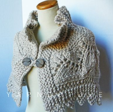 Custom Made The Lace Capelet / In Oatmeal / Fall Winter Fashion / Luxury Cape - Sweater