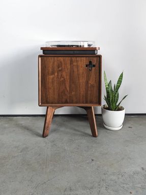 Custom Made Boop Box Plus - Small Vinyl Record Storage Cabinet| Record Player Stand | Stereo Cabinet