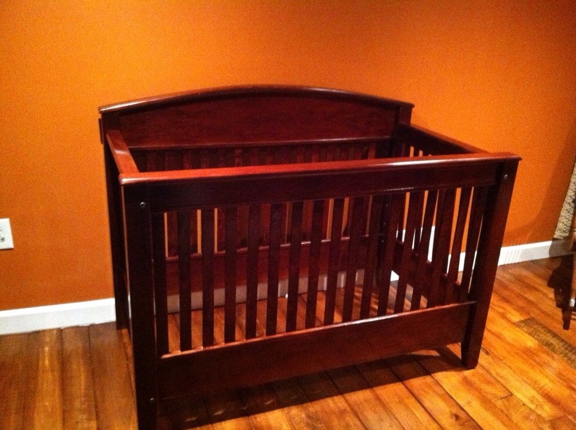 Hand Crafted 3In1 Crib, Toddler Bed, Full Size Bed by Venia