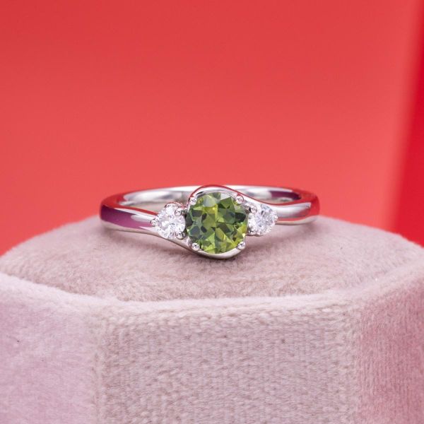 This green sapphire has an almost mossy green hue.