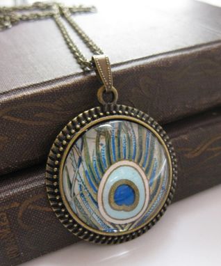 Custom Made Vintage Style Necklace With Peacock Feathers Design