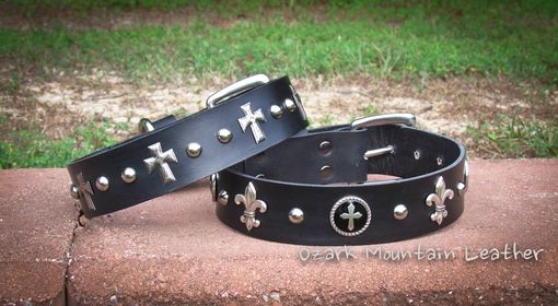Custom Made Custom Fleur De Lis Black Leather Dog Collar With Stainless Steel Buckle
