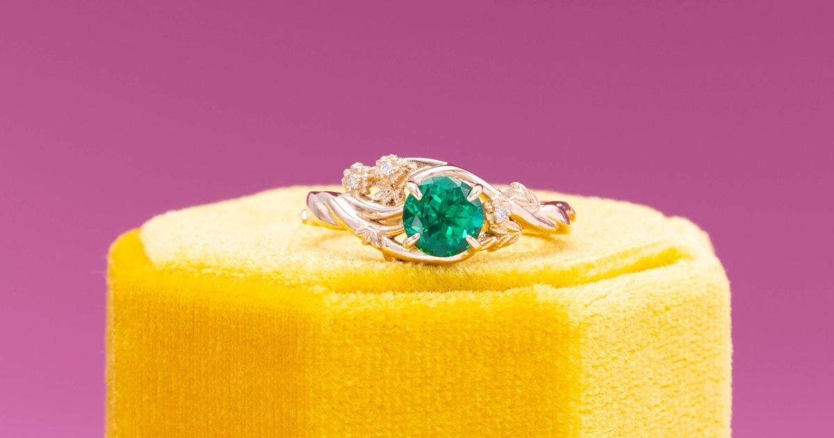 Lab vs. natural emeralds