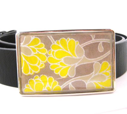 Custom Made Resin Belt Buckle With Yellow Zinnias Design