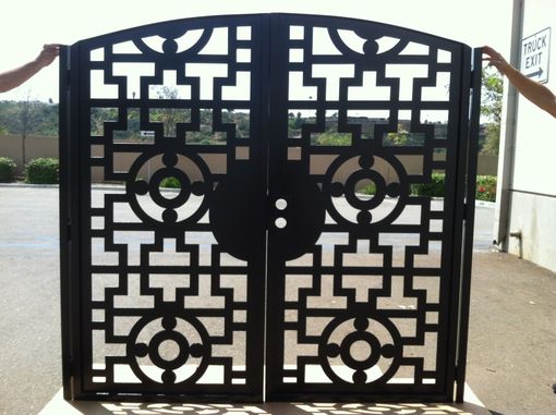 Custom Made Contemporary Dual Entry Metal Gate Ornamental Iron Garden Entry Modern