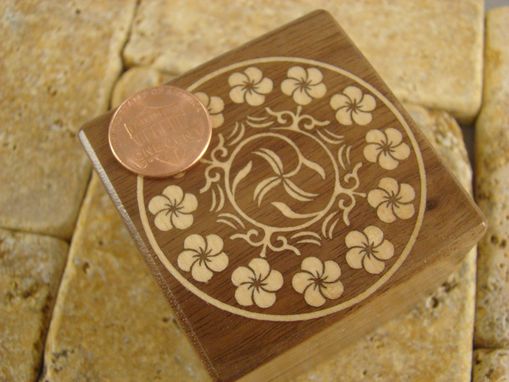 Custom Made Engagement Ring Box With Inlaid Flowers. Rb-10. Free Shipping And Engraving.