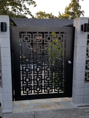 Custom Made Square Modern Urban Gate Steel Garden Walk Thru Pedestrian Urban Gate