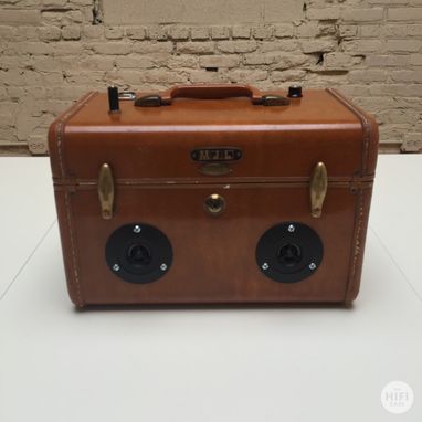 Custom Made The Hifi Case - Traincase Speaker