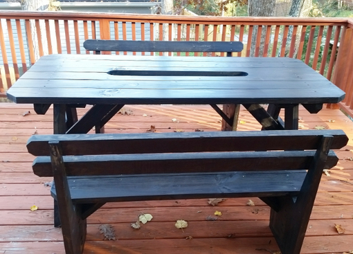 Custom Made 6ft Picnic Table With Distressed Finish !