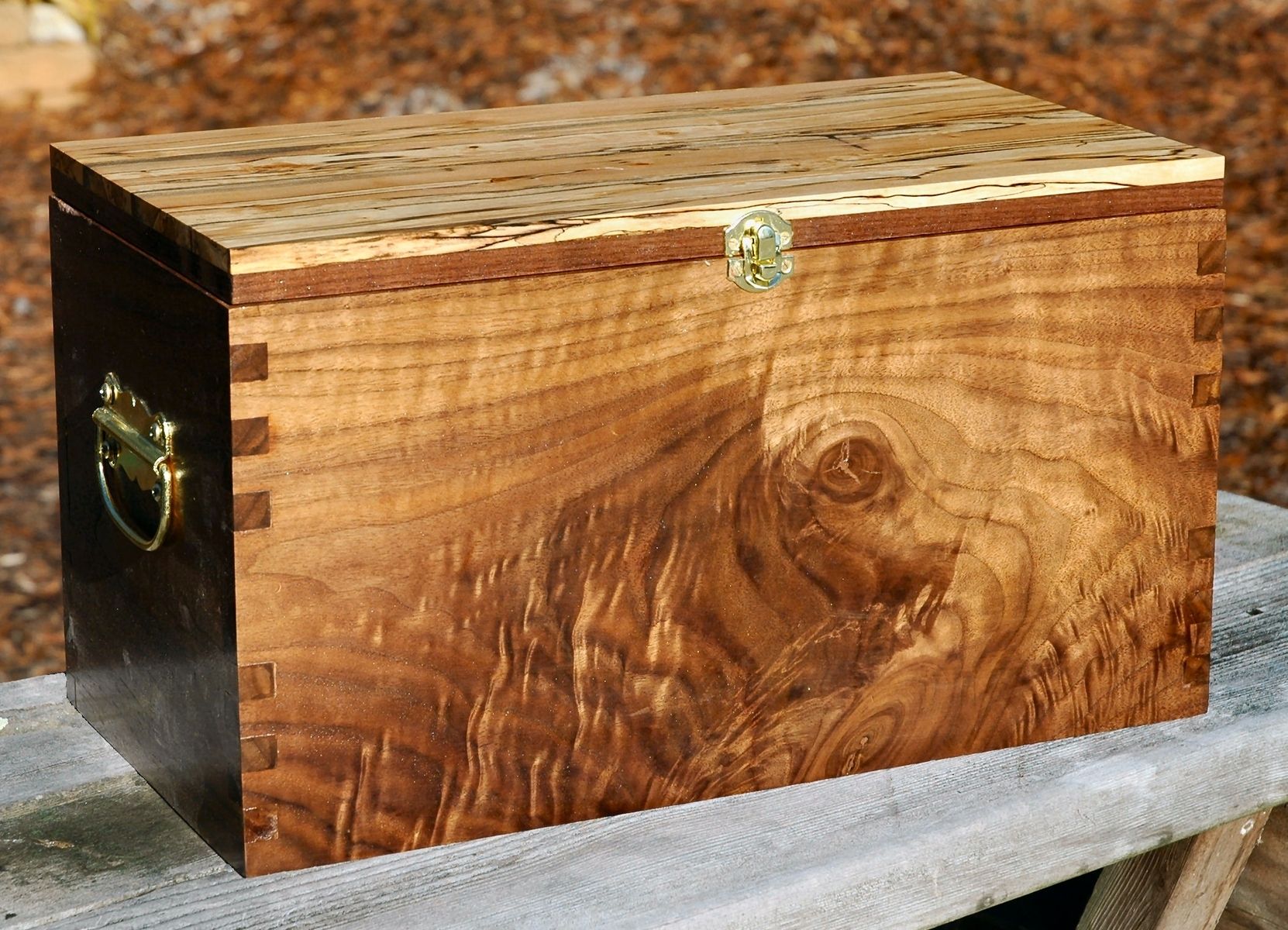 Custom Rifle/Shotgun Cleaning Box by Mountain Woodworker